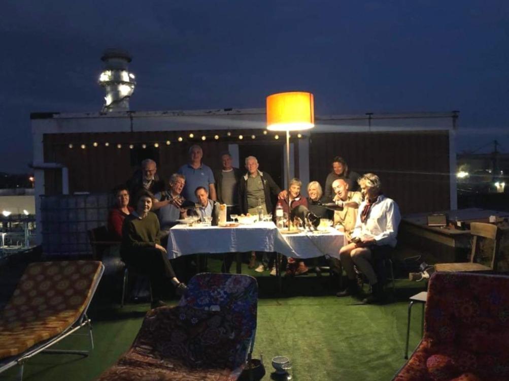 Ghostel 1St - Aventure Alternative - Guest House - Arts-Factory-Experience - For Artists, Makers And Open Minds - Attention, We Are Not A Hotel And Are Not Adapted For Everybody - Read Host Warnings Before Reservation - Www,Providence,Be Asbl 沙勒罗瓦 外观 照片